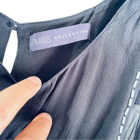 Marks & Spencer Collections Black Sequined beaded Flowy sleeveless top size 12 - Picture 5 of 8